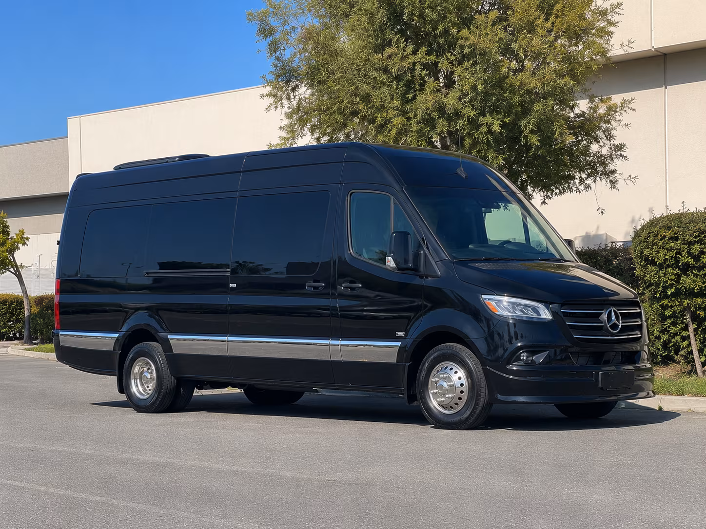 find the perfect transportation for your next wine tour 3