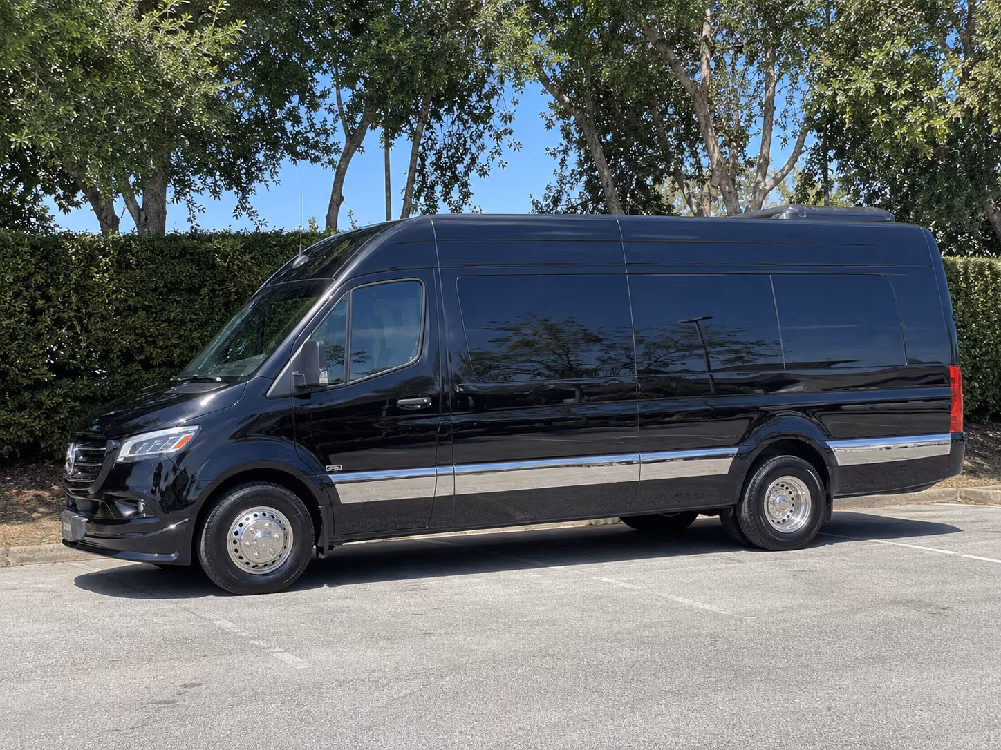 santa ana 10 passenger sprinter van